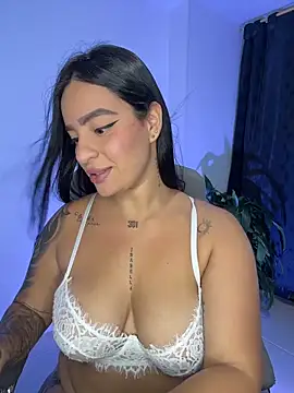 Emily Kurth23 online show from November 26, 11:06 pm