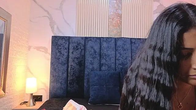 MarScarlett online show from November 18, 11:00 am