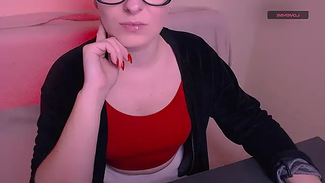 AllaLeomz online show from December 5, 8:03 am