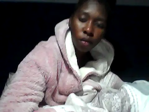 Snapshot of sexysmalldaily04 chatting on October 17, 8:45 pm sexysmalldaily04 online show from October 17, 8:45 pm