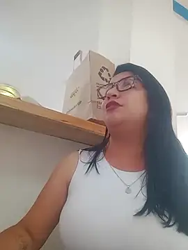 Ailinemart online show from October 17, 3:26 pm