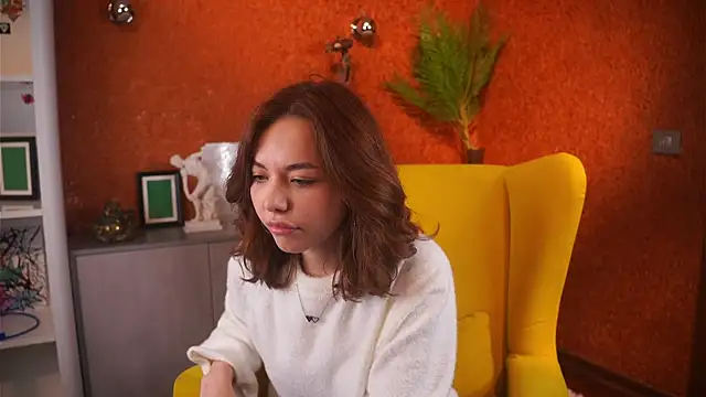 ChongBertschy online show from October 19, 4:36 am