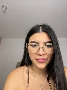 Julietalcl online show from March 22, 9:26 am