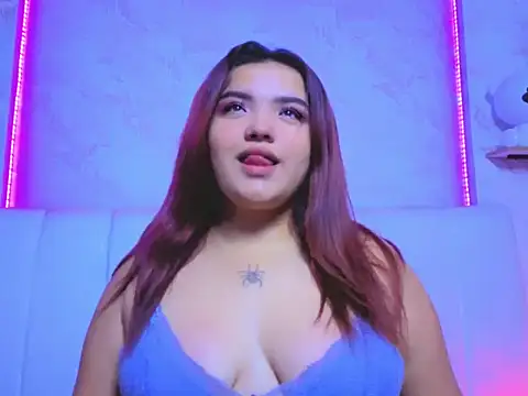 LilithMoonryn online show from November 14, 2:06 pm