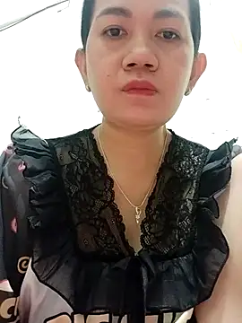 Liveloveyou online show from October 18, 11:39 pm
