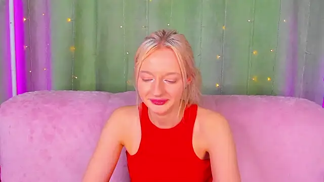 AlessaKiss online show from May 28, 3:37 am