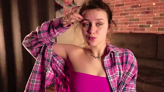 FoxFever online show from April 1, 5:08 am