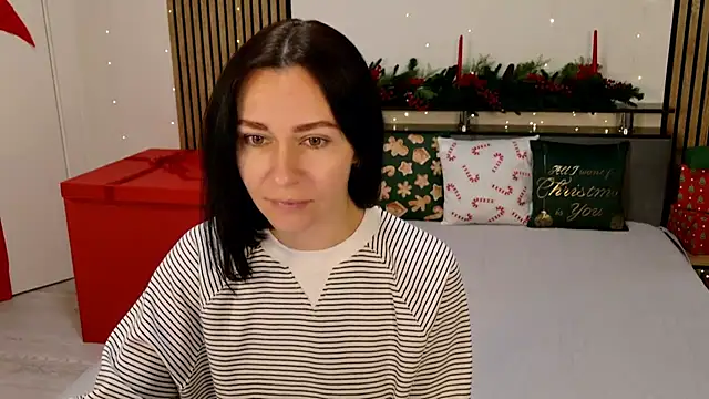 DitaNoir online show from December 17, 7:12 am