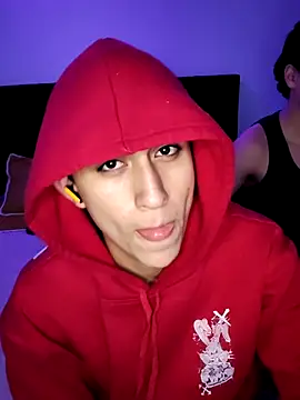 hoot booys  online show from February 3, 5:05 am