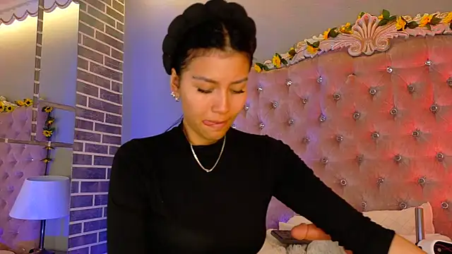 TanyaBello online show from May 19, 4:41 am