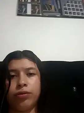 petite coral online show from March 5, 5:36 am