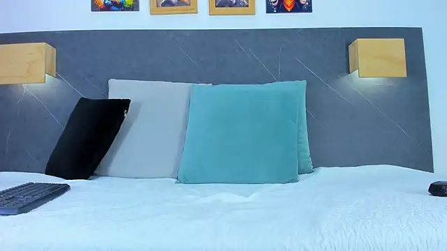 iamdoll online show from February 26, 7:57 pm