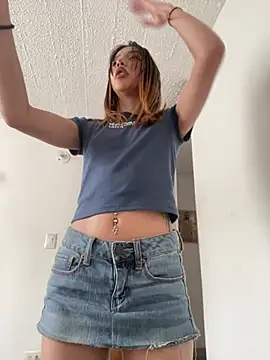 MiaaCute- online show from May 25, 9:25 pm