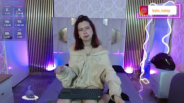 KATANA TAY online show from October 25, 12:35 pm