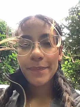 elegant  rouse online show from April 5, 9:47 pm