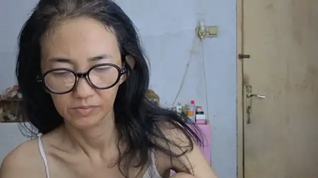 princessD077 online show from May 10, 4:53 pm