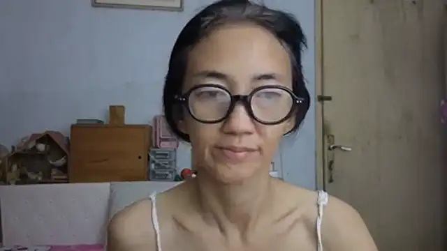 princessD077 online show from May 1, 5:05 pm