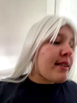 HannahNicoleShenko online show from November 17, 6:08 pm