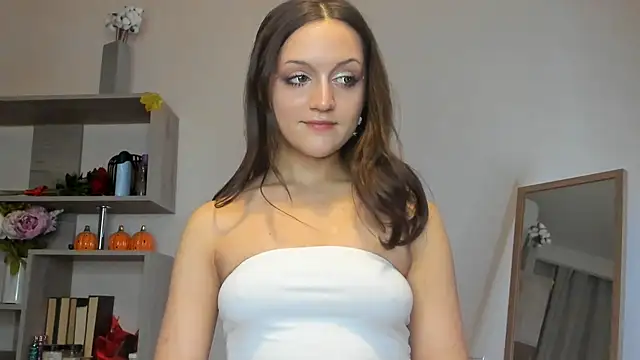 ClarissaMaheia online show from May 16, 7:02 pm