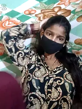 Itz Aisha   online show from July 4, 6:09 am