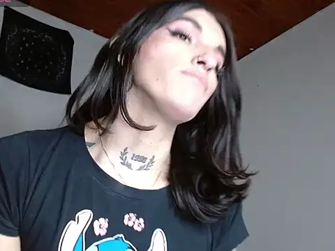 Scarlett crastrawberry online show from May 14, 2:50 am