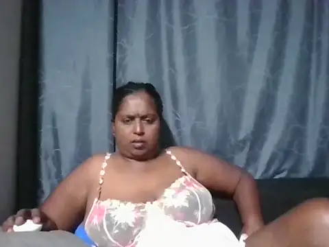 Indianhoney58 online show from March 29, 6:18 pm