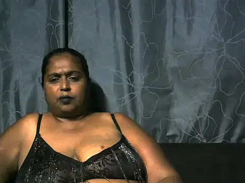 Indianhoney58 online show from March 27, 5:35 pm