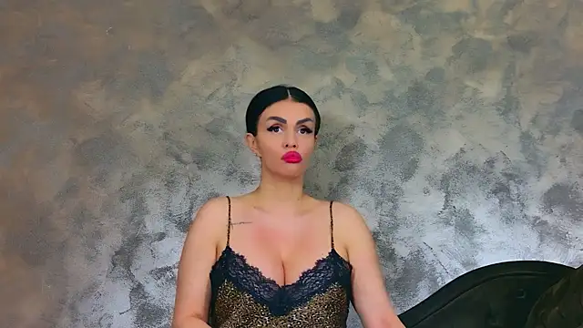 KimWilmes online show from May 2, 11:35 am