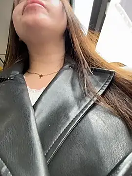 KiraSunshine online show from May 6, 2:59 am