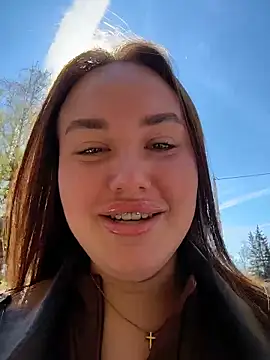 KiraSunshine online show from May 16, 3:42 am