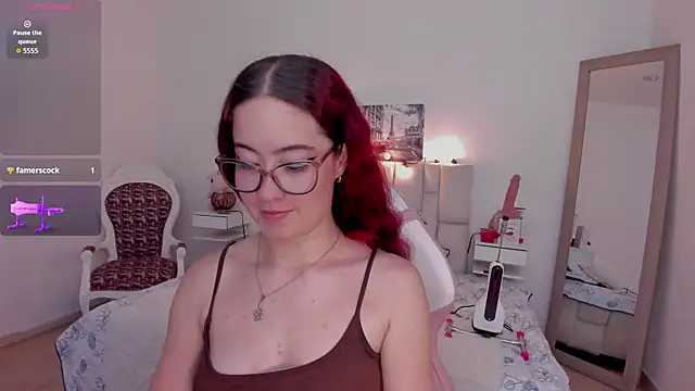 Amaraa couper1 online show from April 8, 3:52 am