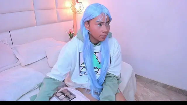 Sofia clk online show from April 3, 3:26 am