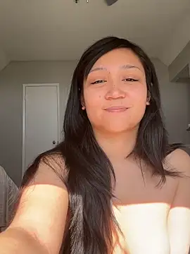 babygirlesme online show from May 8, 3:37 pm