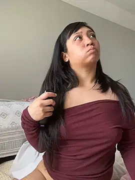 babygirlesme online show from May 21, 5:33 pm