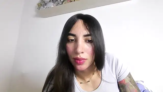 valeriahornier online show from May 14, 4:07 am