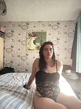 YourFrenchFeliciexo online show from April 7, 11:23 am