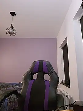 MiaRides19 online show from January 6, 9:18 pm