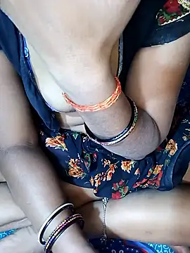 Hot cauple indian online show from May 14, 5:08 pm