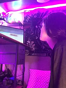 Thedeepwebcutie online show from May 21, 3:15 am