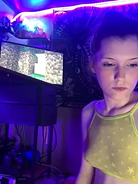 Thedeepwebcutie online show from May 27, 8:55 am