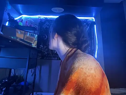 Thedeepwebcutie online show from May 4, 8:18 am