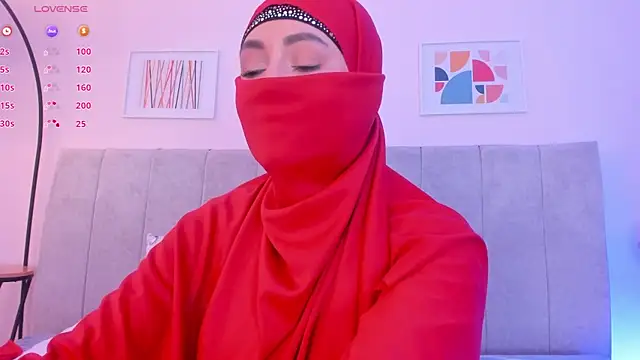 fatiima  online show from May 20, 7:33 pm
