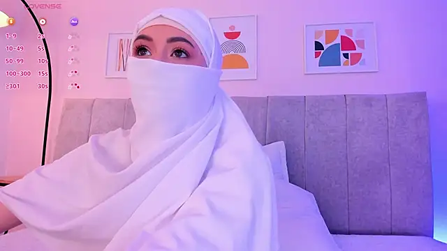 fatiima  online show from May 23, 7:23 pm