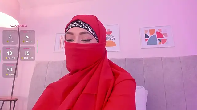 fatiima  online show from May 13, 7:52 pm