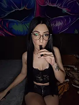 AlleAllexy online show from November 22, 9:50 pm