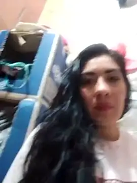 luzdelunas online show from January 10, 1:21 am