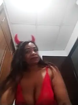 laseducida online show from November 1, 2:59 am