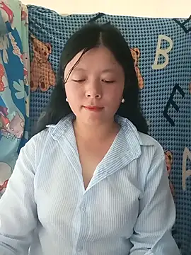 lisa-bae00 online show from May 23, 5:17 am