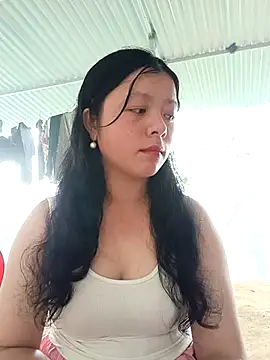 lisa-bae00 online show from May 12, 4:54 am