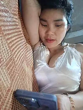 Bear bear0 online show from May 16, 2:03 am